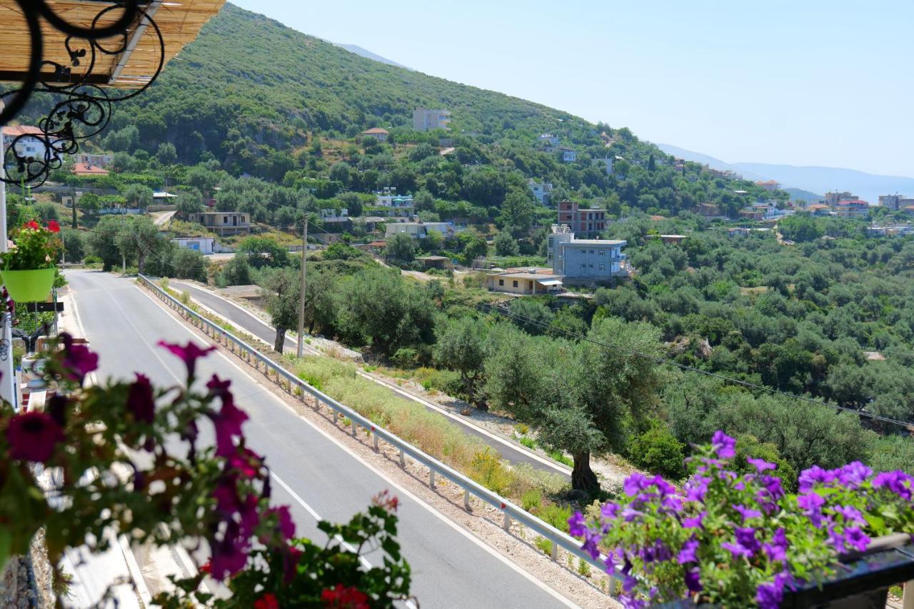 Vila Panorama Piqeras Bed and Breakfast Esterno foto