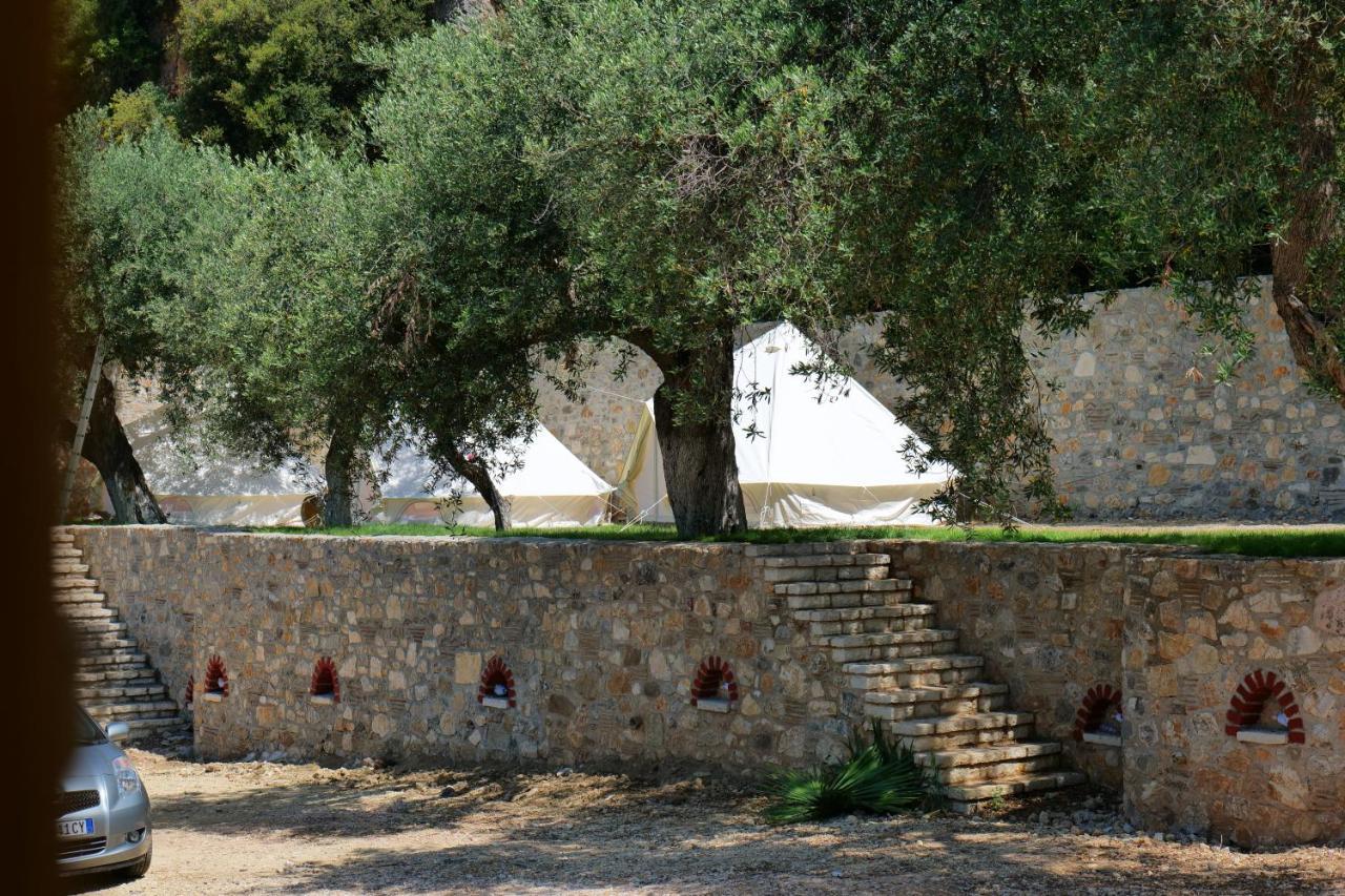 Vila Panorama Piqeras Bed and Breakfast Esterno foto