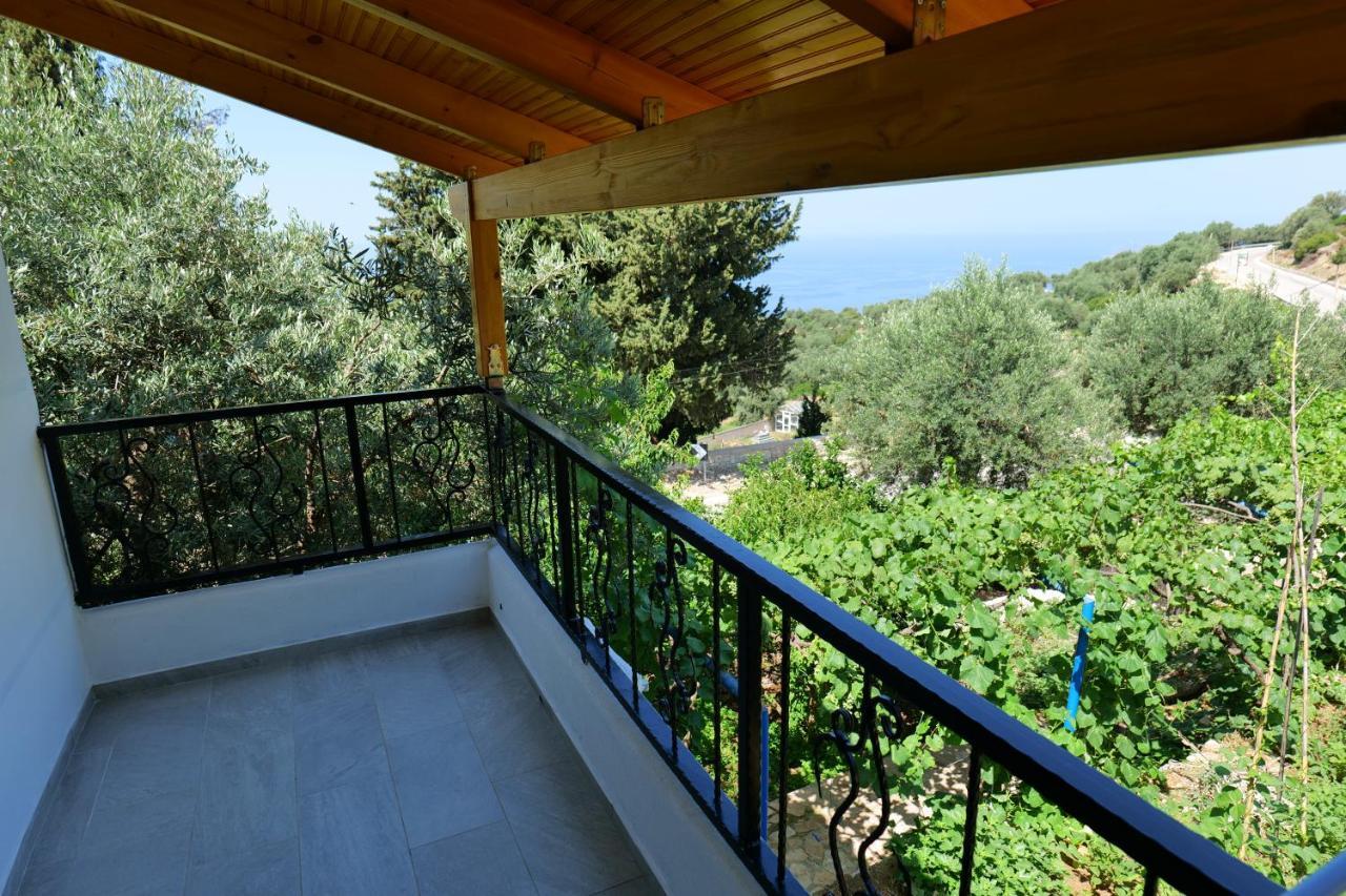 Vila Panorama Piqeras Bed and Breakfast Esterno foto