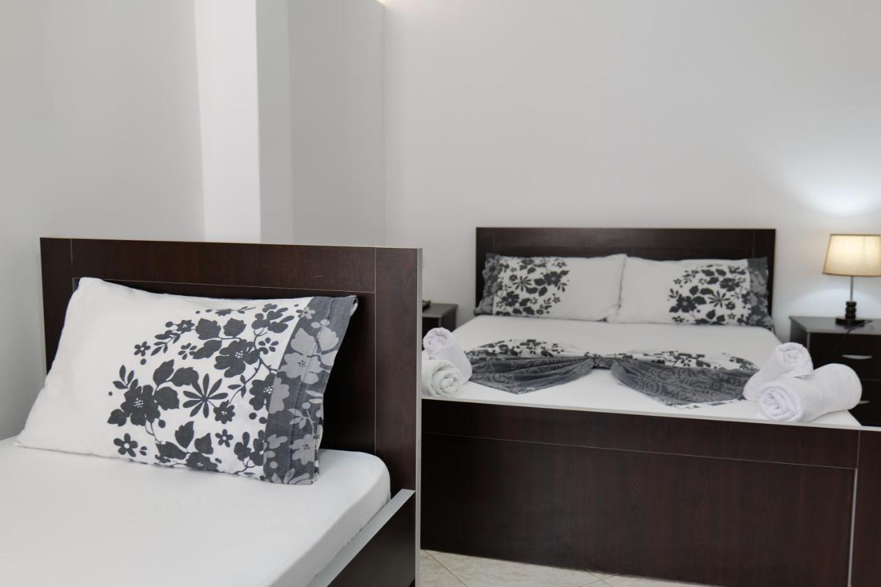 Vila Panorama Piqeras Bed and Breakfast Esterno foto
