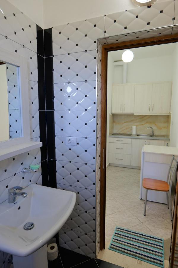 Vila Panorama Piqeras Bed and Breakfast Esterno foto